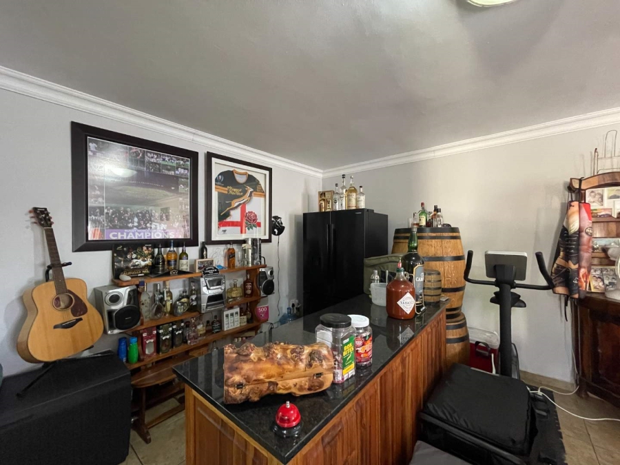 3 Bedroom Property for Sale in Seemeeu Park Western Cape